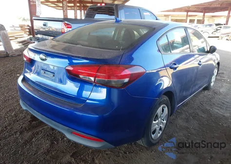 2017 Kia Forte Lx из США, поврежденный, VIN 3KPFK4A73HE109417